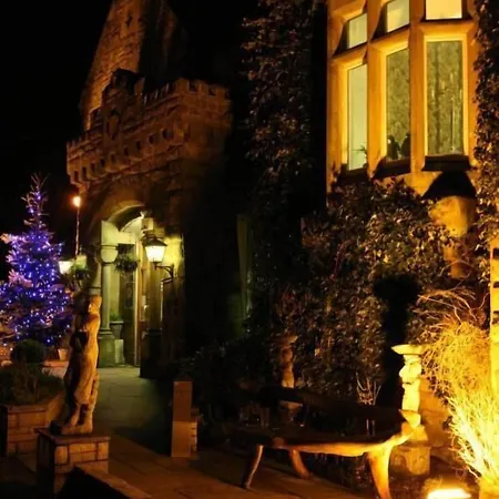 Hunday Manor