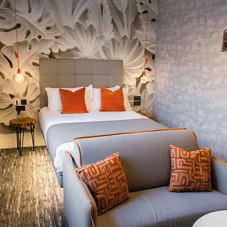 Hunday Manor 4*
