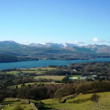 Ξενοδοχείο Hunday Manor 4*